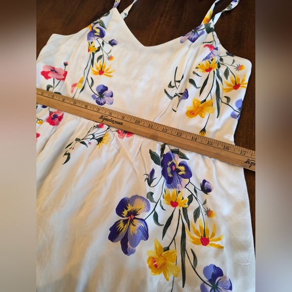 Old Navy Floral White Midi Dress Large Strappy Sundress Feminine Cottagecore - Picture 8 of 11
